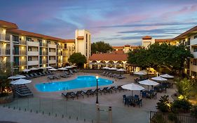 Embassy Suites By Hilton Scottsdale Resort